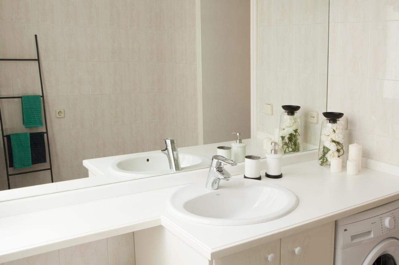 Appartement Gran Via Central Lovely Private Apt In The Heart Of Chueca à Madrid Extérieur photo
