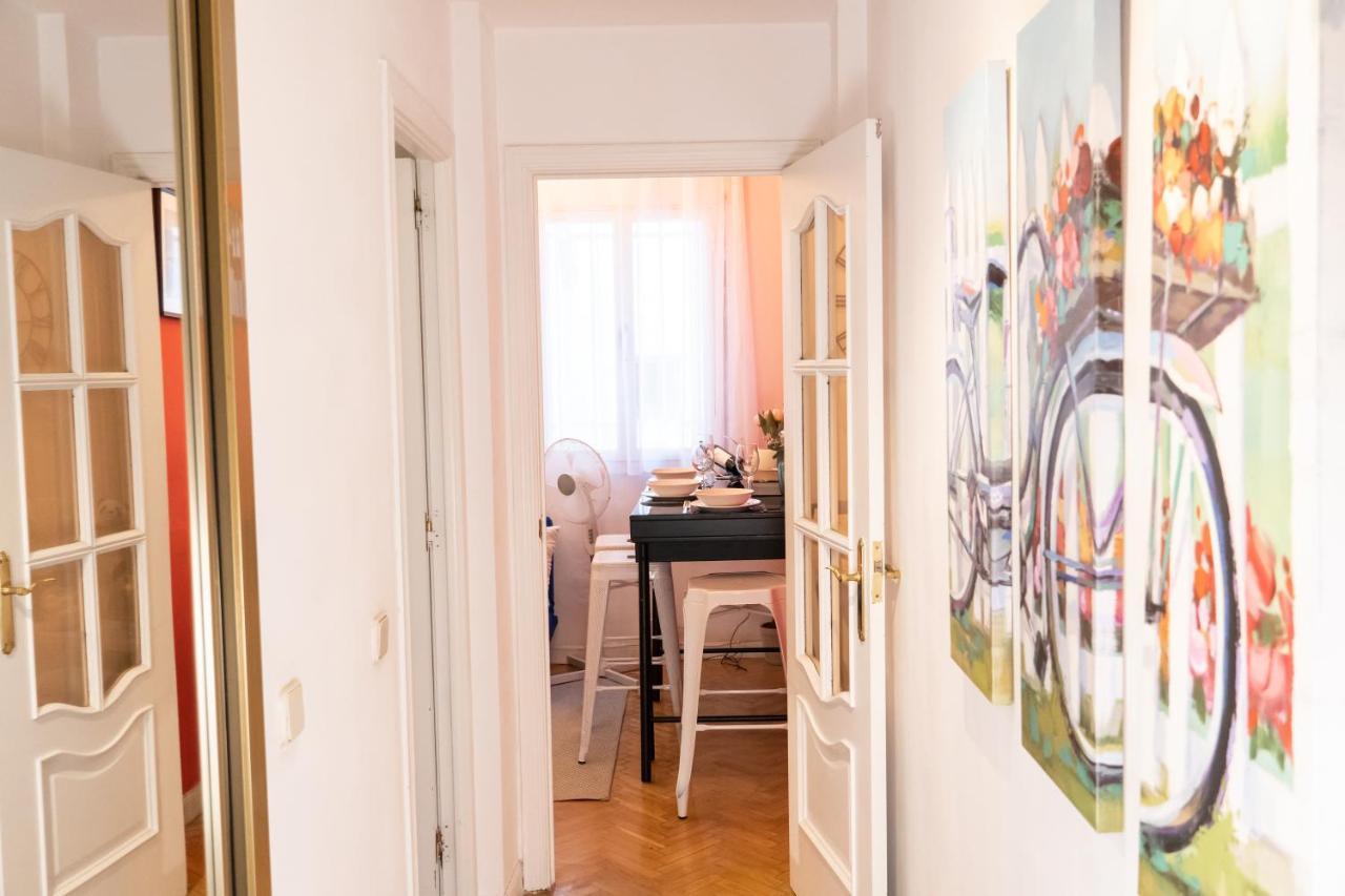 Appartement Gran Via Central Lovely Private Apt In The Heart Of Chueca à Madrid Extérieur photo
